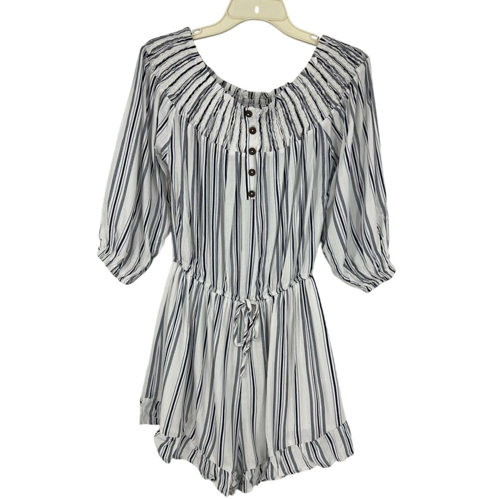 Main Strip Romper Shorts Womens Medium NWOT